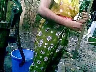 বড় বাংলা সেক্সি বই সুন্দরী মহিলা