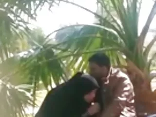 বাড়ীতে বাঙালি সেক্সি তৈরি